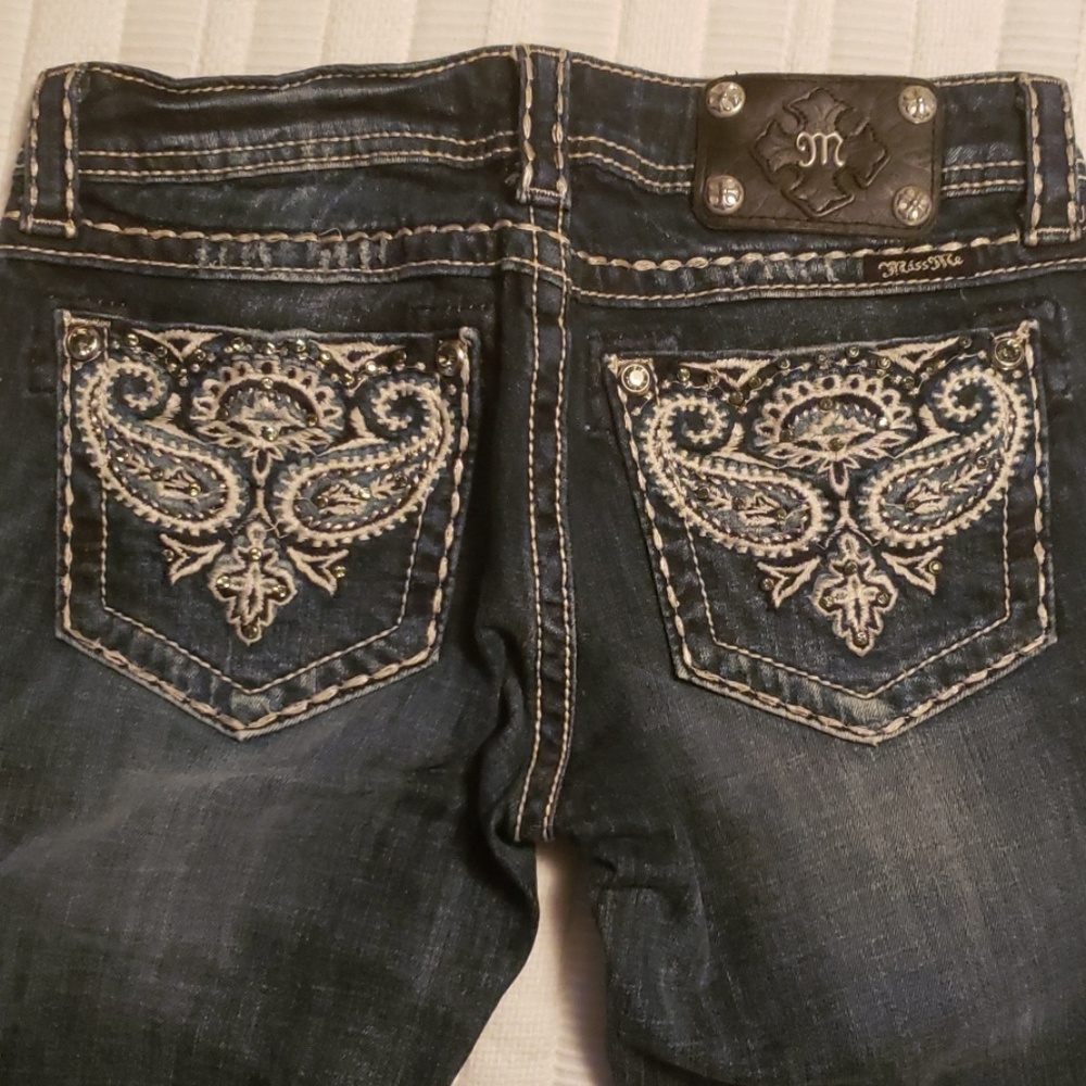 Miss Me Embellished Bootcut sz 28L